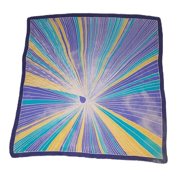 (2) VERA NEUMANN SILK SCARVES! - Picture 4 of 13